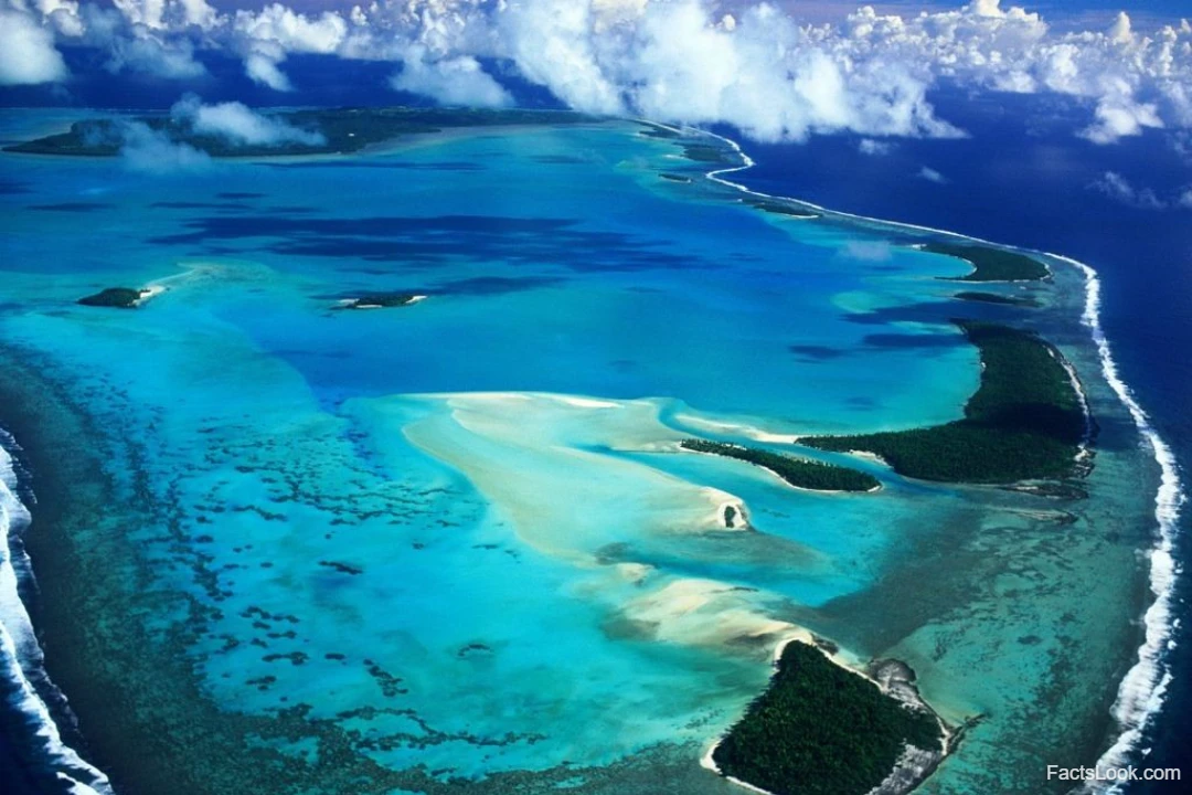 7. Palmerston Island: A Community of 35 People