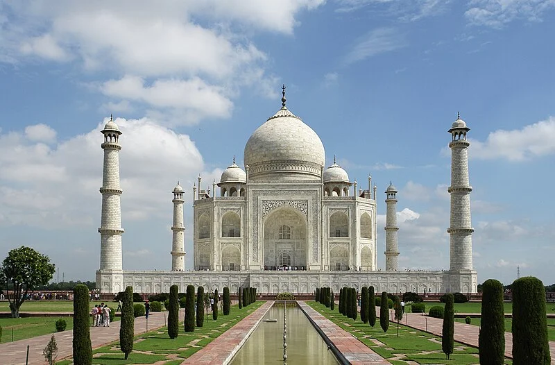 Harvard University Was Founded While the Taj Mahal Was Being Built